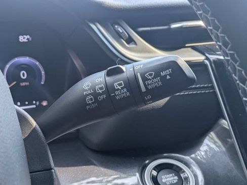 Used 2023 Jeep Grand Cherokee Laredo RWD image 28