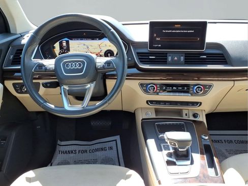 Used 2019 Audi Q5 2.0T Premium Plus w/ Premium Plus Package AWD/4WD image 4