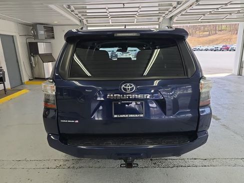 Used 2022 Toyota 4Runner SR5 image 4