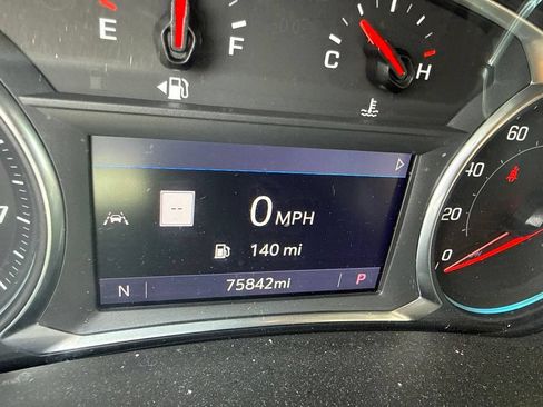 Used 2019 Chevrolet Equinox Premier AWD/4WD image 12