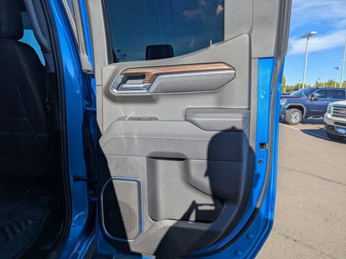 Used 2026 Chevrolet Silverado 1500 RST AWD/4WD image 37