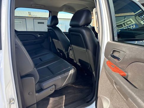 Used 2013 GMC Sierra 2500 SLT w/ SLT Convenience Package AWD/4WD image 31