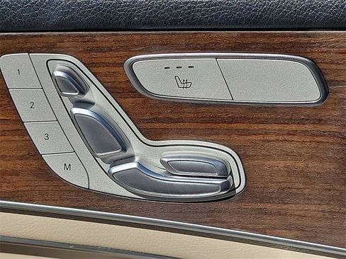 Used 2020 Mercedes-Benz GLC 300 GLC 300 image 20