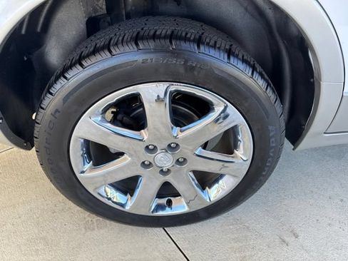 Used 2019 Buick Encore Essence w/ Experience Buick Package AWD/4WD image 37