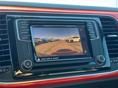 Used 2016 Volkswagen Beetle 1.8T SE image 20