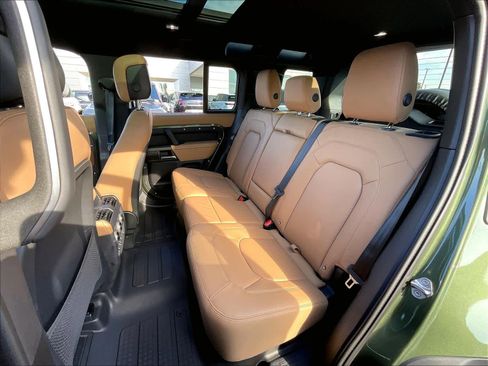 New 2026 Land Rover Defender 110 S image 12
