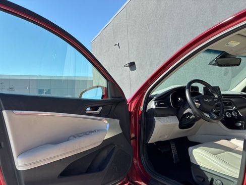 Used 2020 Genesis G70 2.0T AWD/4WD image 15