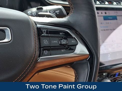 Used 2024 Jeep Grand Cherokee L Summit AWD/4WD image 8