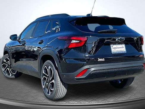 New 2026 Chevrolet Trax RS w/ Sunroof Package image 3