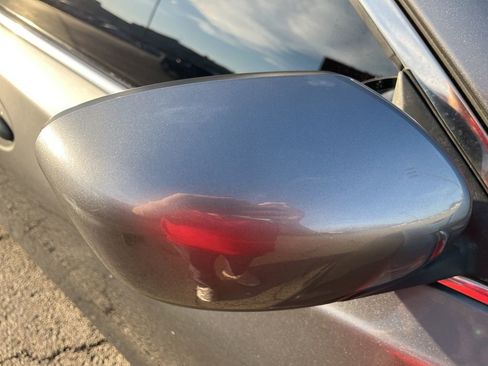 Used 2018 Nissan Rogue S image 51