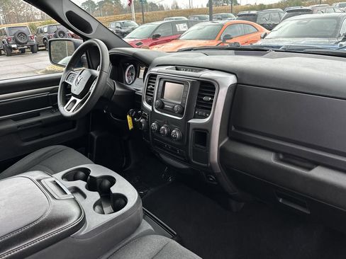 Used 2024 RAM 1500 Classic Warlock image 33