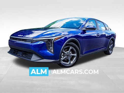 Used 2025 Kia K4 FWD image 1