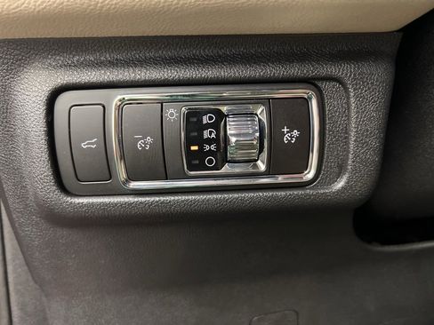 New 2026 Lincoln Corsair Reserve image 21