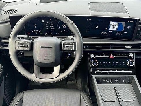 Used 2025 Hyundai Santa Fe Calligraphy image 19