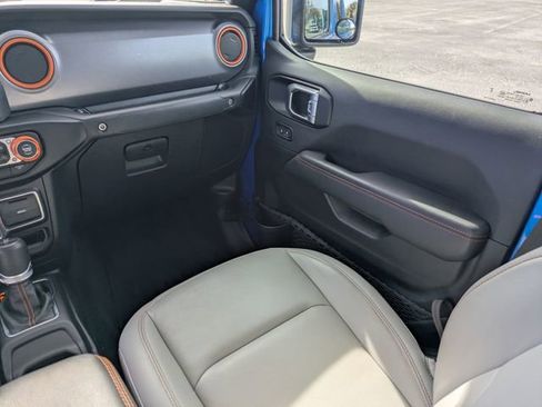 Used 2023 Jeep Gladiator Mojave w/ LED Lighting Group image 16