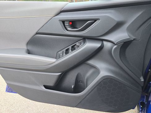 Used 2024 Subaru Crosstrek 2.5i Sport image 32