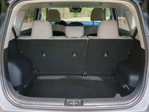 Used 2025 Kia Soul LX w/ LX Technology Package FWD image 13