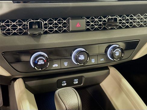 New 2025 Honda Accord LX image 13