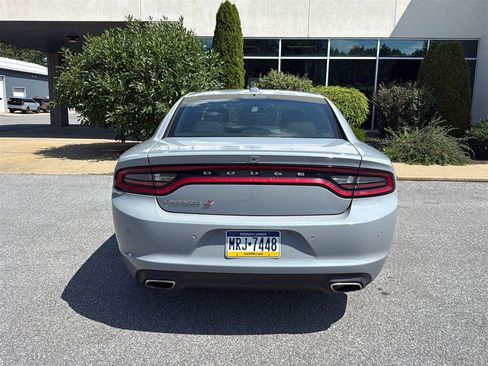 Used 2021 Dodge Charger SXT w/ Driver Convenience Group AWD/4WD image 4