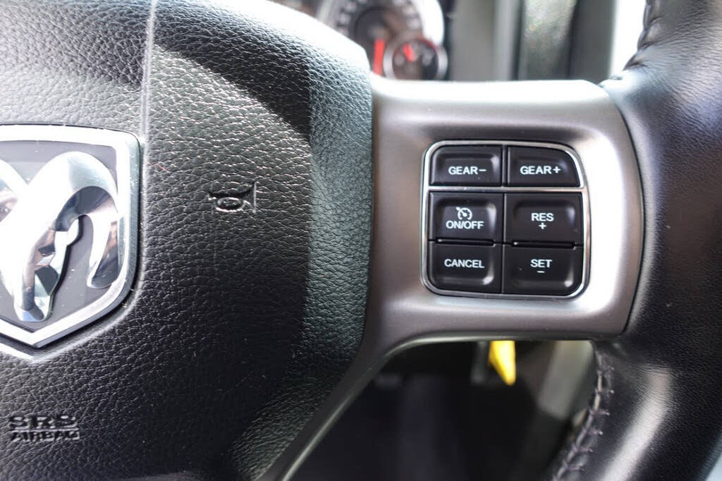 Used 2022 RAM 1500 Classic SLT w/ Electronics Convenience Group AWD/4WD image 51