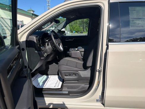 New 2026 GMC Sierra 1500 SLE AWD/4WD image 12
