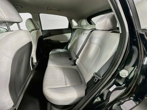 Used 2023 Hyundai Kona SEL FWD image 23