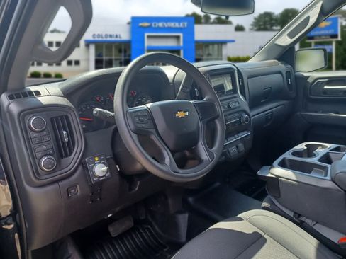 Used 2023 Chevrolet Silverado 1500 W/T w/ WT Value Package AWD/4WD image 8