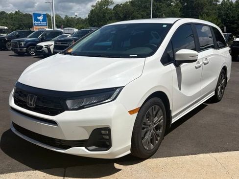 Used 2026 Honda Odyssey Touring image 1