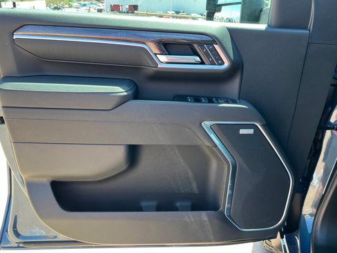 New 2026 Chevrolet Silverado 2500 LTZ w/ LTZ Plus Package AWD/4WD image 15