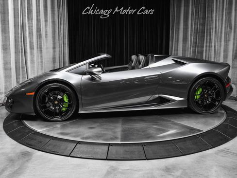 Used 2019 Lamborghini Huracan LP 580-2 RWD image 1