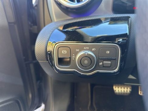 Used 2022 Mercedes-Benz A 220 image 17