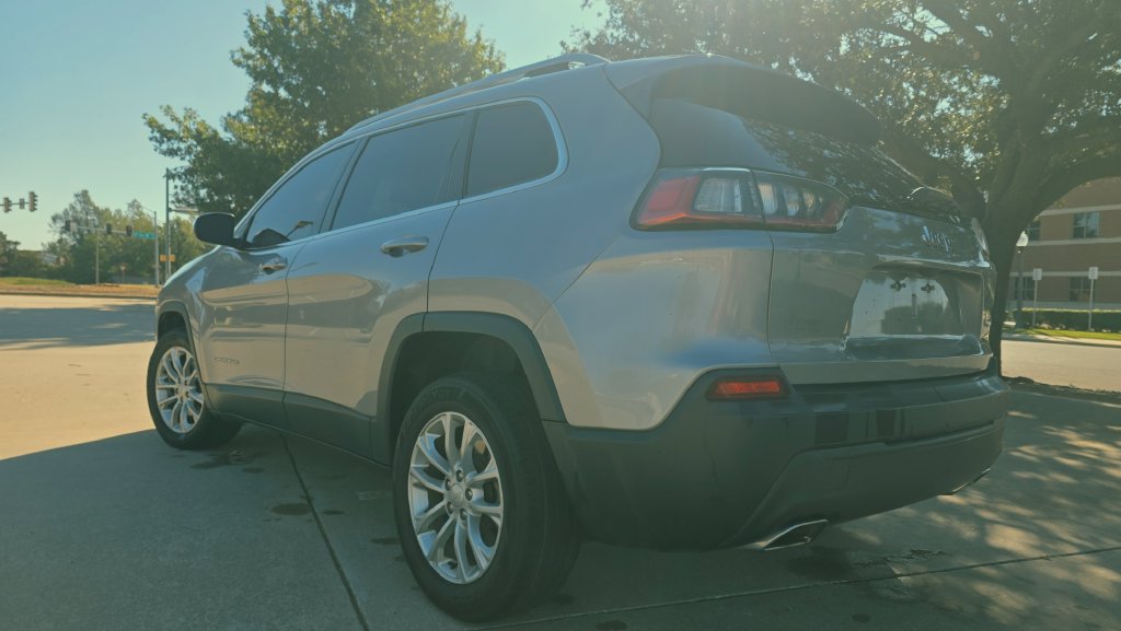 Used 2019 Jeep Cherokee Latitude w/ Popular Appearance Group FWD image 15