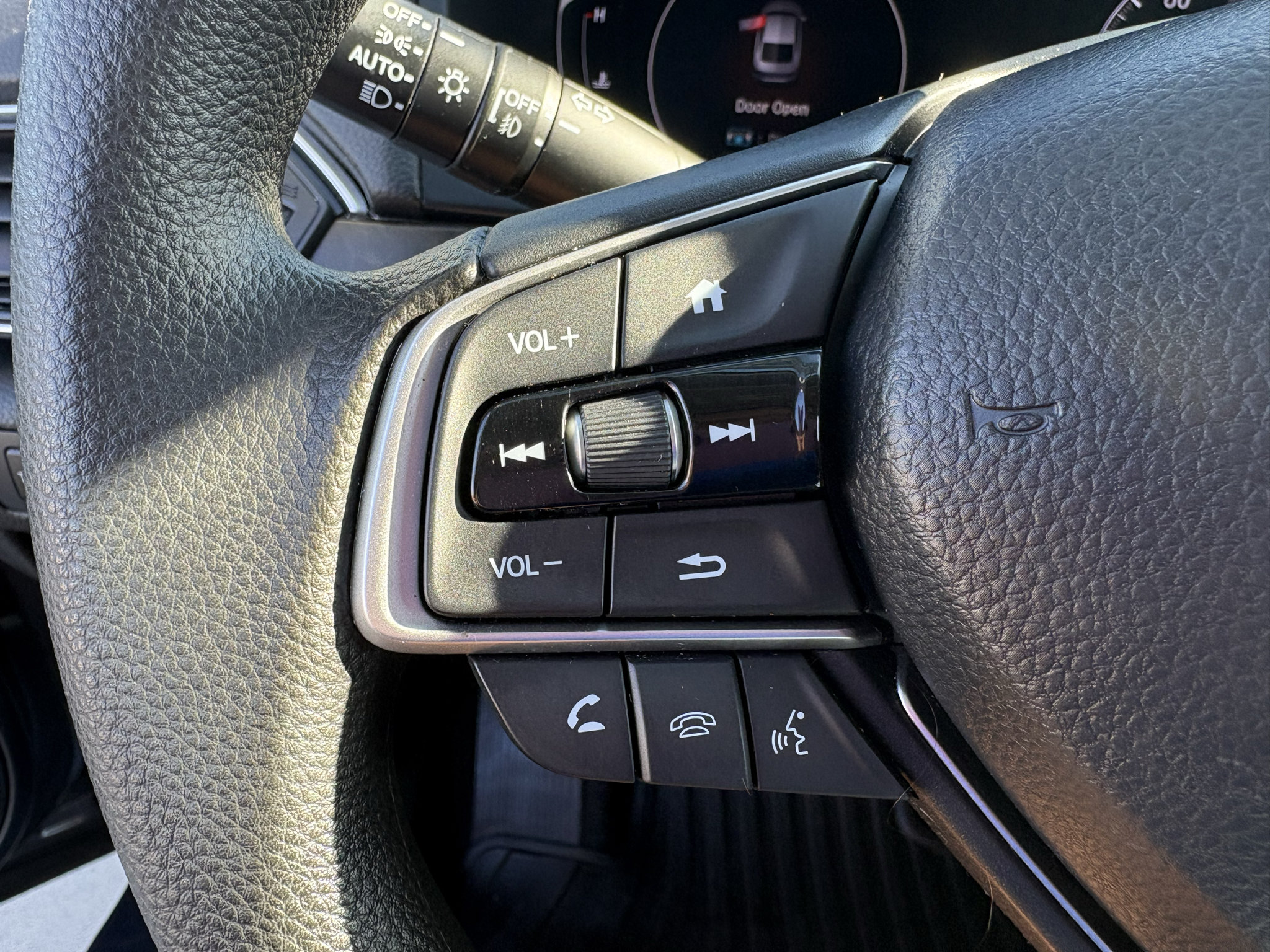 Certified 2020 Honda Accord EX image 8