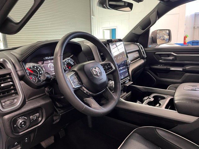 Used 2025 RAM 1500 Laramie AWD/4WD image 23