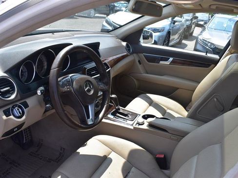 Used 2014 Mercedes-Benz C 300 4MATIC Sedan image 10