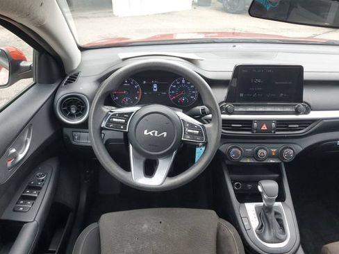 Certified 2023 Kia Forte LXS FWD image 13