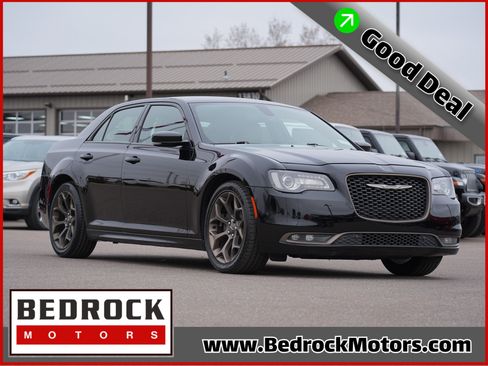 Used 2017 Chrysler 300 S w/ 300S Premium Group 2 w/2_L image 1