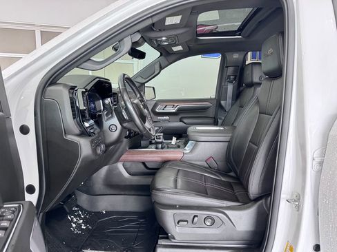 Certified 2022 Chevrolet Silverado 1500 High Country w/ High Country Premium Package image 9