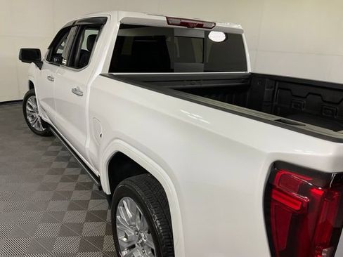 Used 2021 GMC Sierra 1500 Denali w/ Denali Ultimate Package AWD/4WD image 40