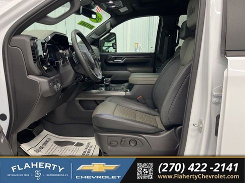Used 2024 Chevrolet Silverado 1500 ZR2 w/ ZR2 Bison Edition AWD/4WD image 9