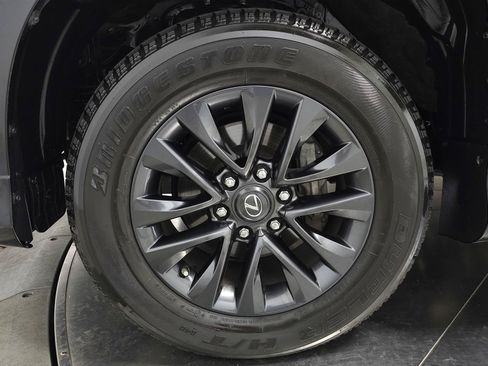 Used 2023 Lexus GX 460 Premium AWD/4WD image 11