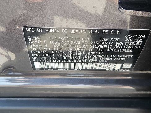 Certified 2025 Honda HR-V LX image 13
