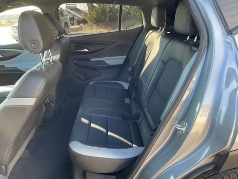 Used 2024 Buick Envista Preferred w/ Convenience I Package image 12