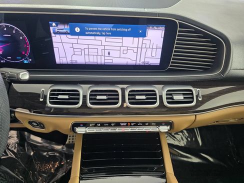 Certified 2024 Mercedes-Benz GLS 450 4MATIC image 24