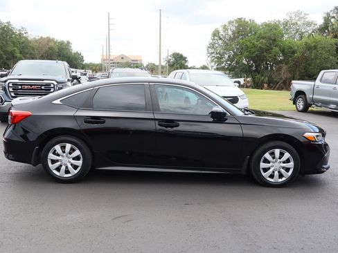 Used 2022 Honda Civic LX image 10