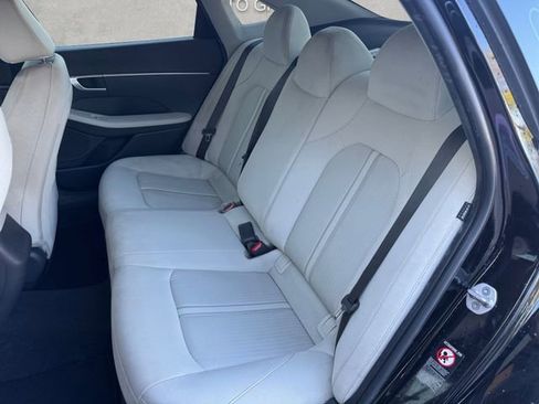 Used 2023 Hyundai Sonata SE w/ Cargo Package image 22