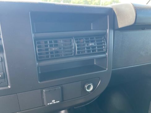Used 2024 GMC Savana 2500 w/ Driver Convenience Package RWD image 24