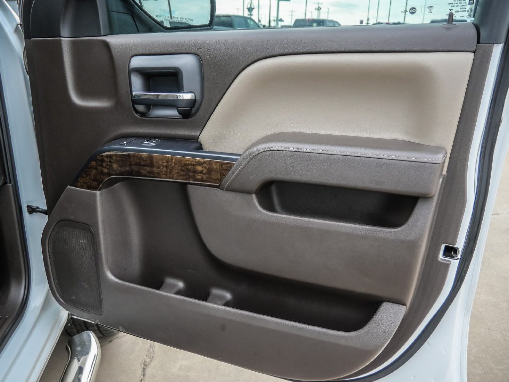 Used 2017 Chevrolet Silverado 1500 LT w/ Texas Edition RWD image 16