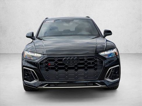 Used 2025 Audi SQ5 Prestige AWD/4WD image 2