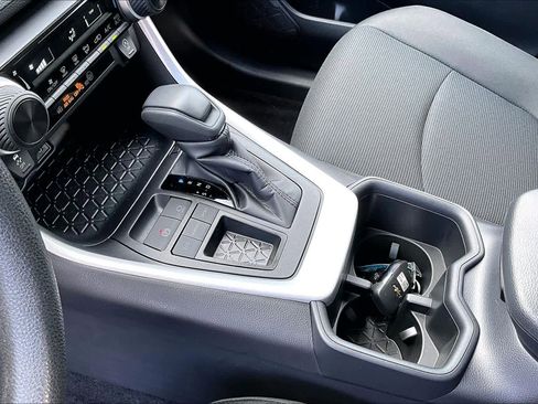 Certified 2025 Toyota RAV4 LE image 14